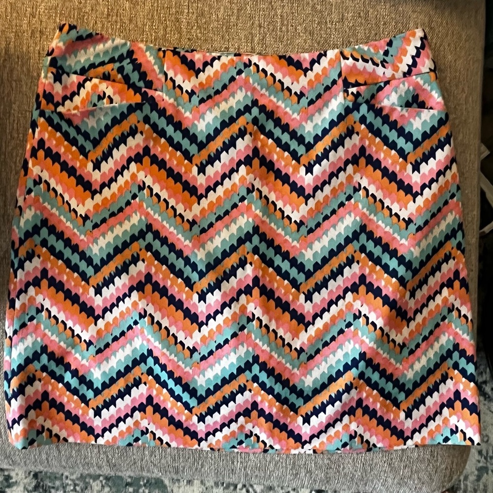 Beautiful Chevron Pattern Golf Skort - image 1